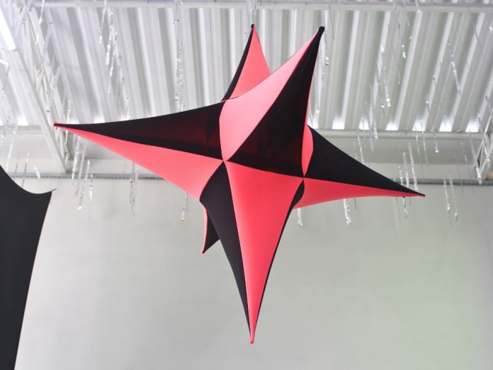 decoração lojas com estrelas